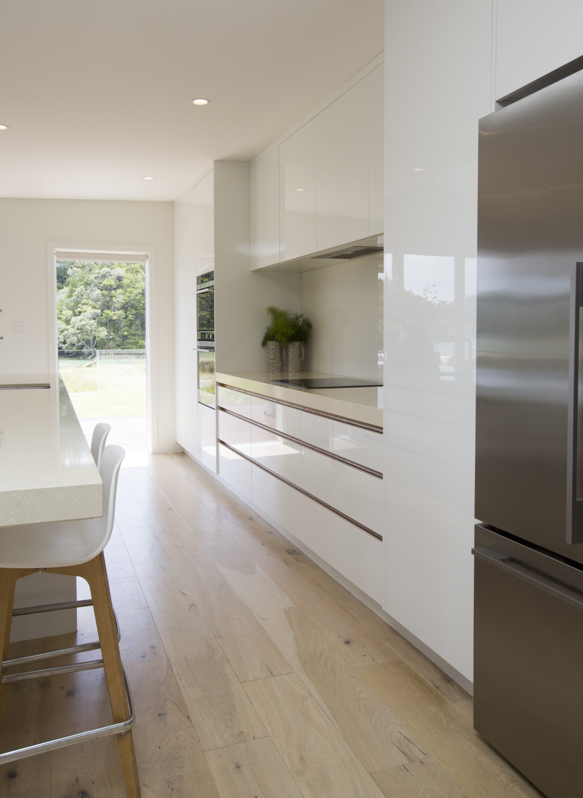 Beautiful harmonious kitchen designed by Natasha Walker Interiors at Sorrento Beach House, Melbourne
